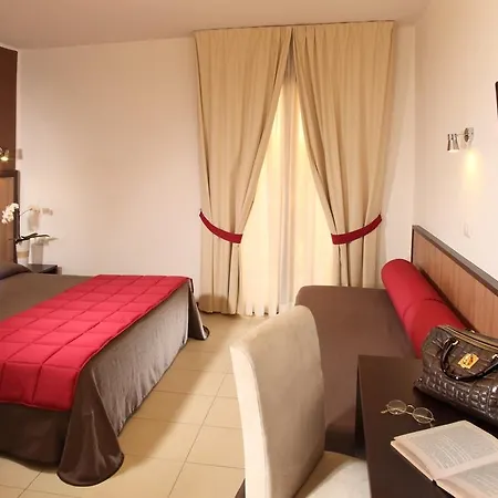 Отель Ciampinohotel Чампино